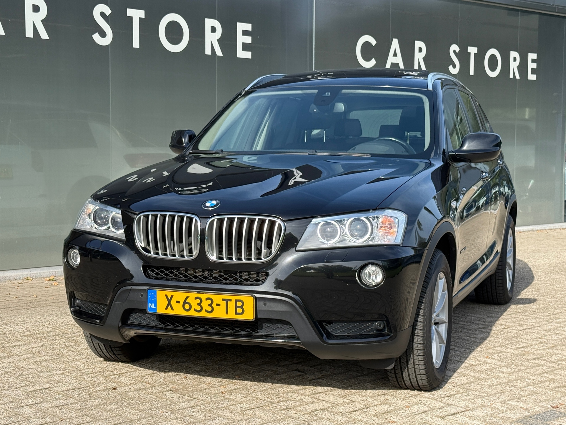 Foto van BMW X3 Xdrive28i