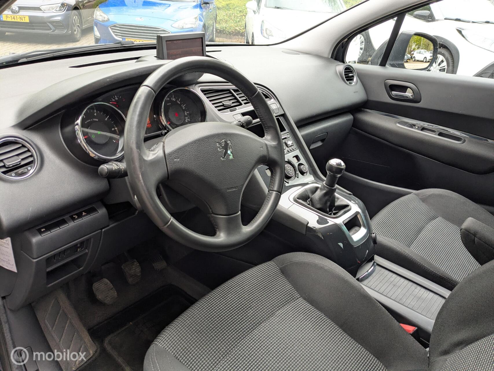 Foto van Peugeot 5008