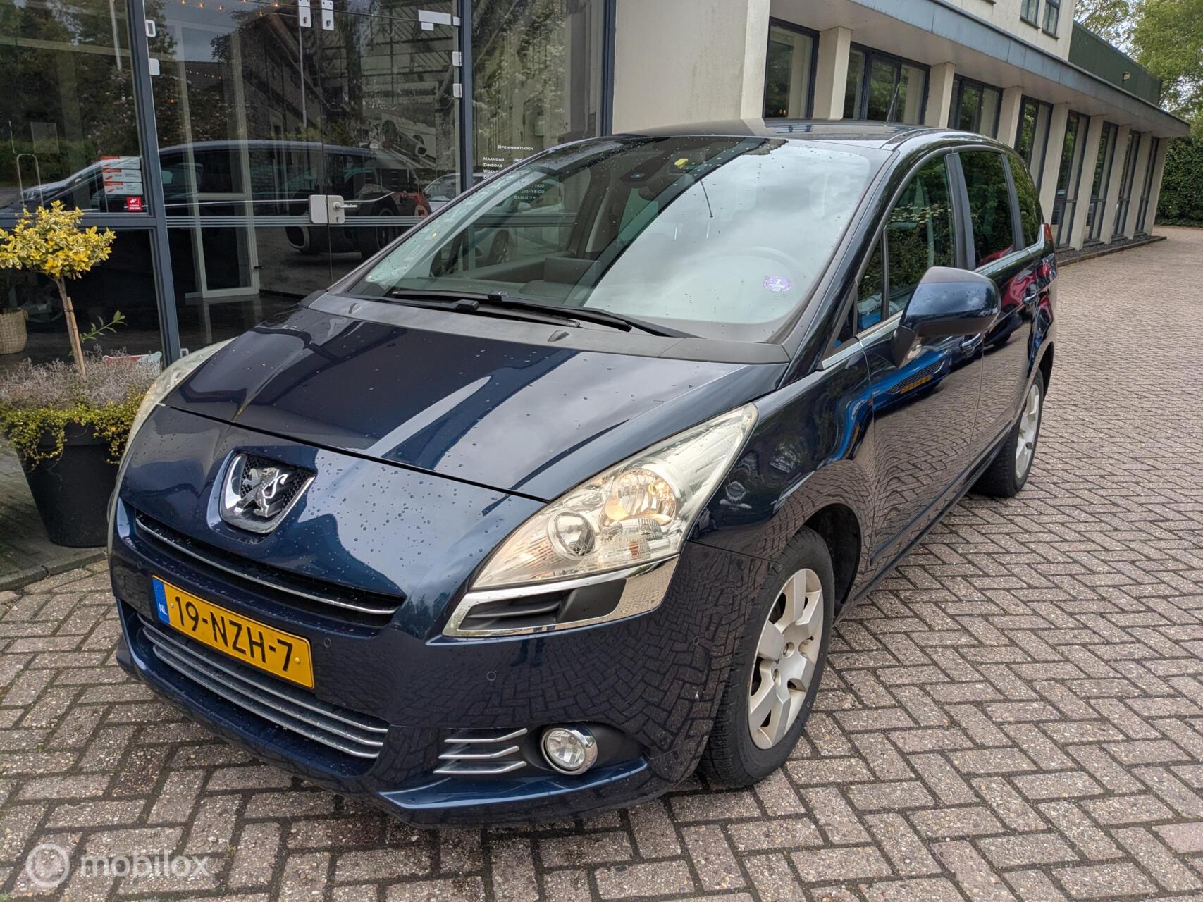Foto van Peugeot 5008