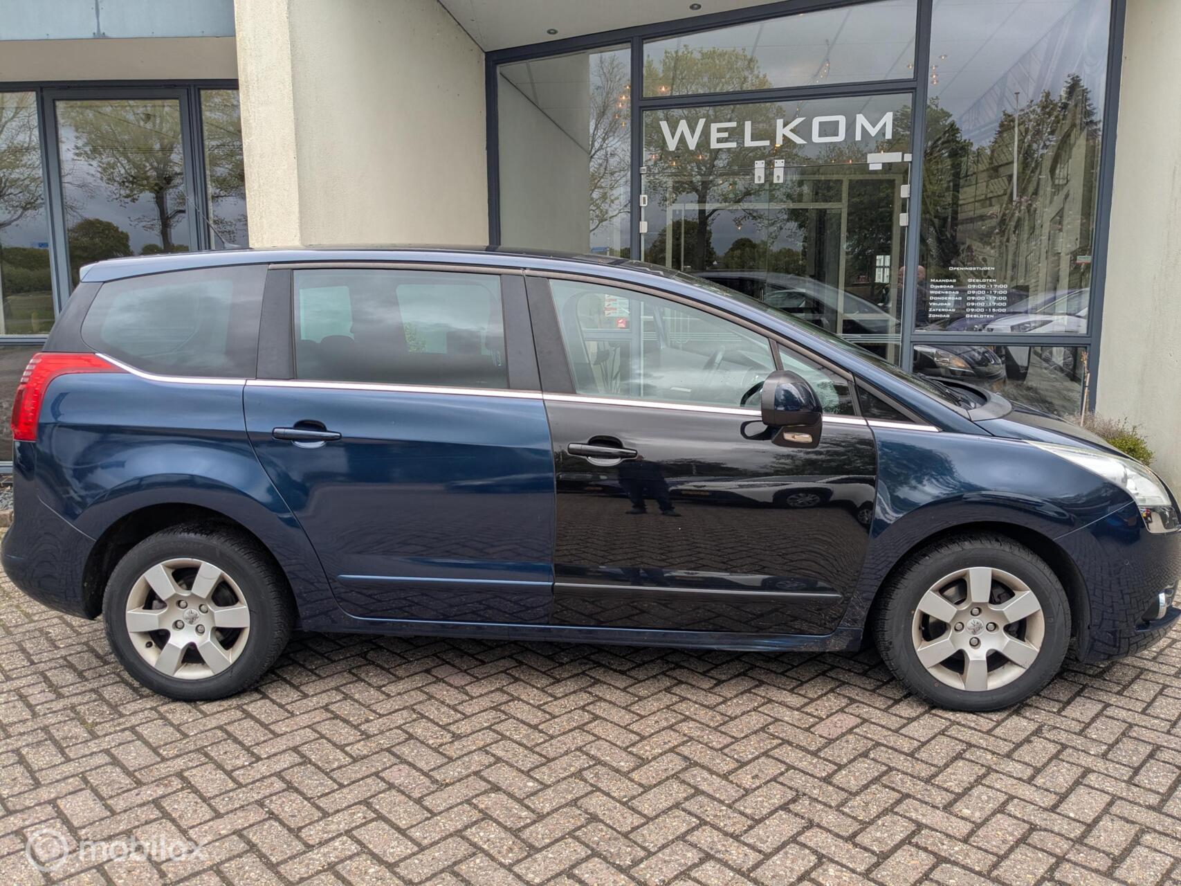 Foto van Peugeot 5008