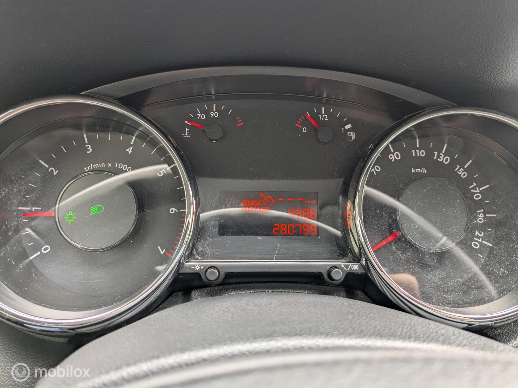 Foto van Peugeot 5008