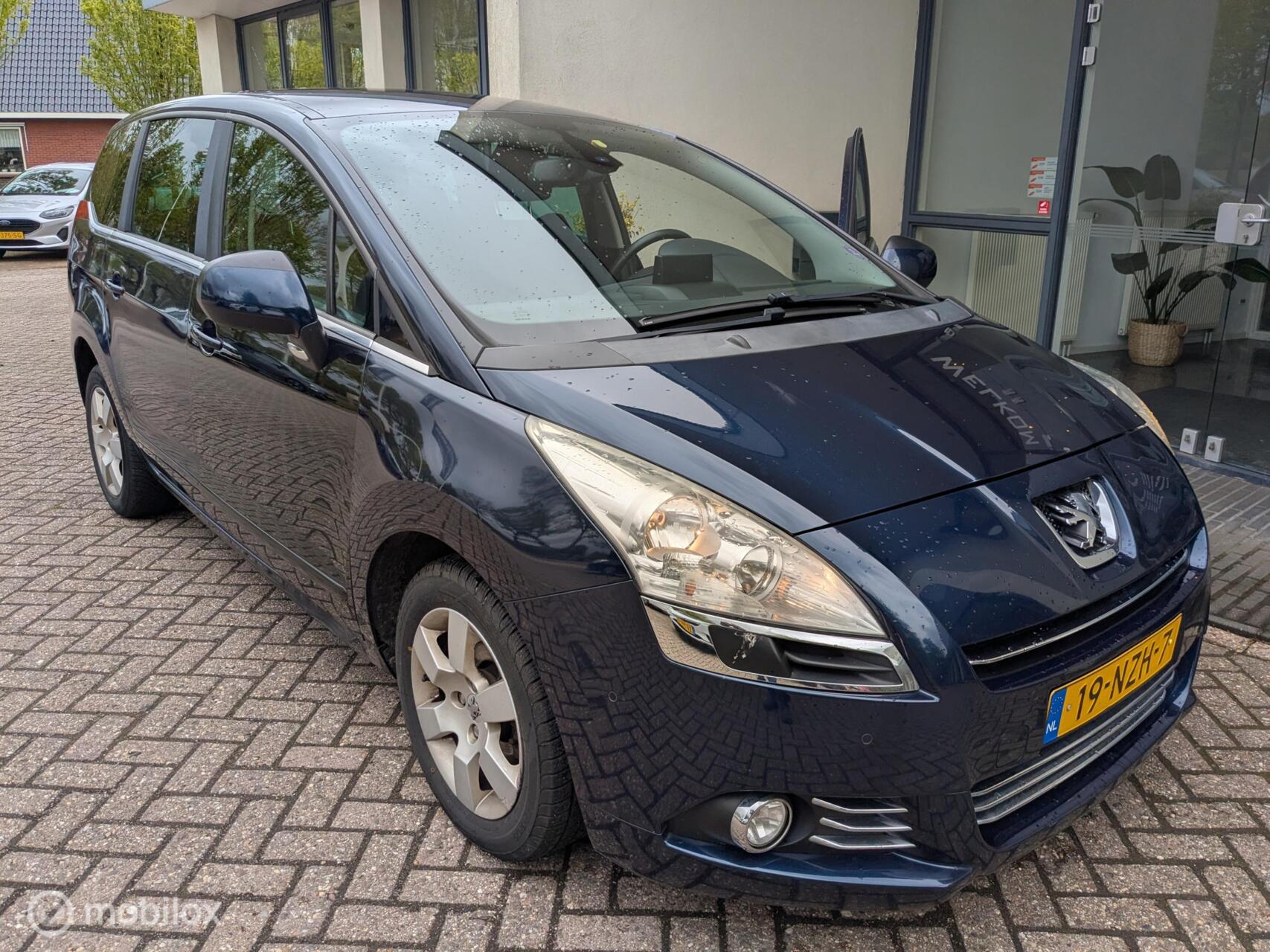 Foto van Peugeot 5008