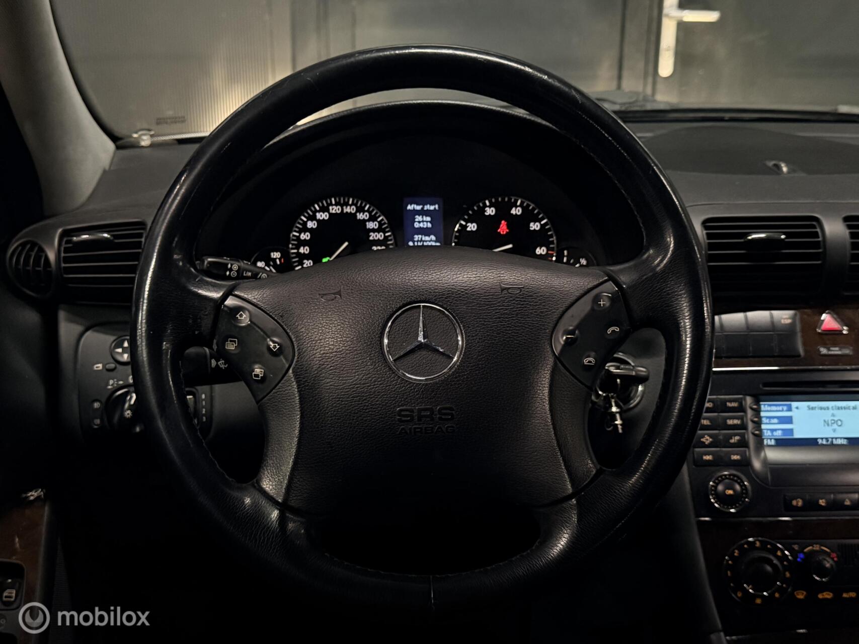 Foto van Mercedes-Benz C 180 Kompressor
