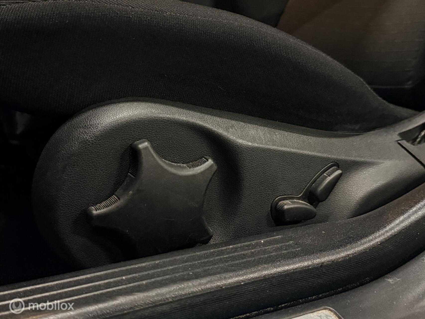 Foto van Mercedes-Benz C 180 Kompressor