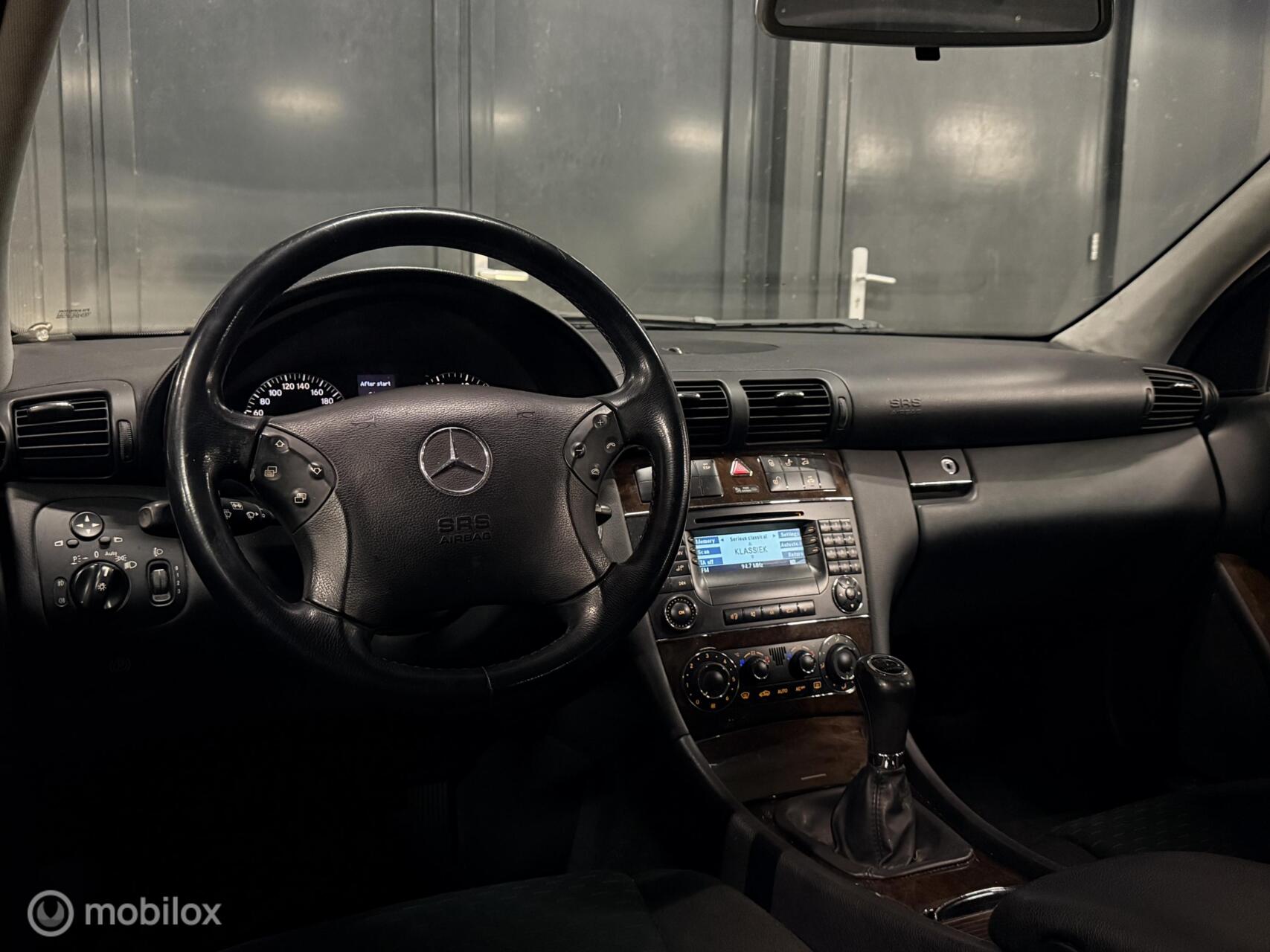 Foto van Mercedes-Benz C 180 Kompressor