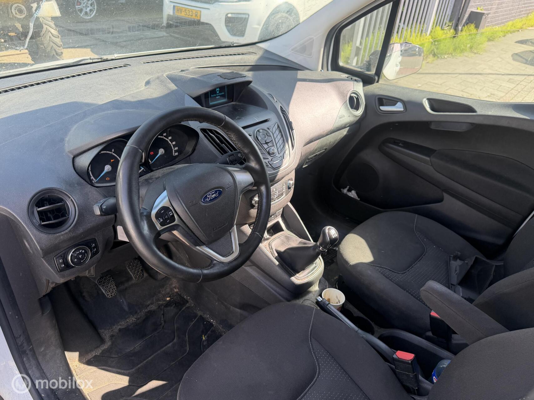 Foto van Ford Transit Courier