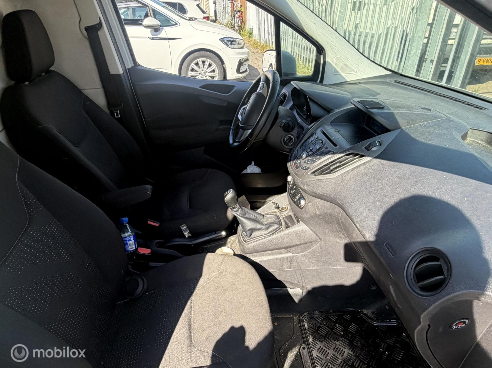 Foto van Ford Transit Courier