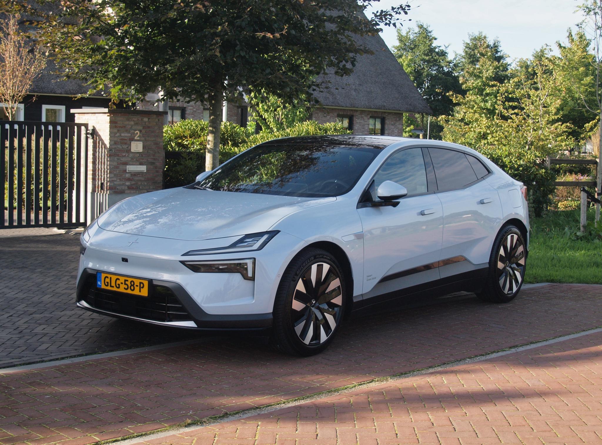 Foto van Polestar Polestar 4