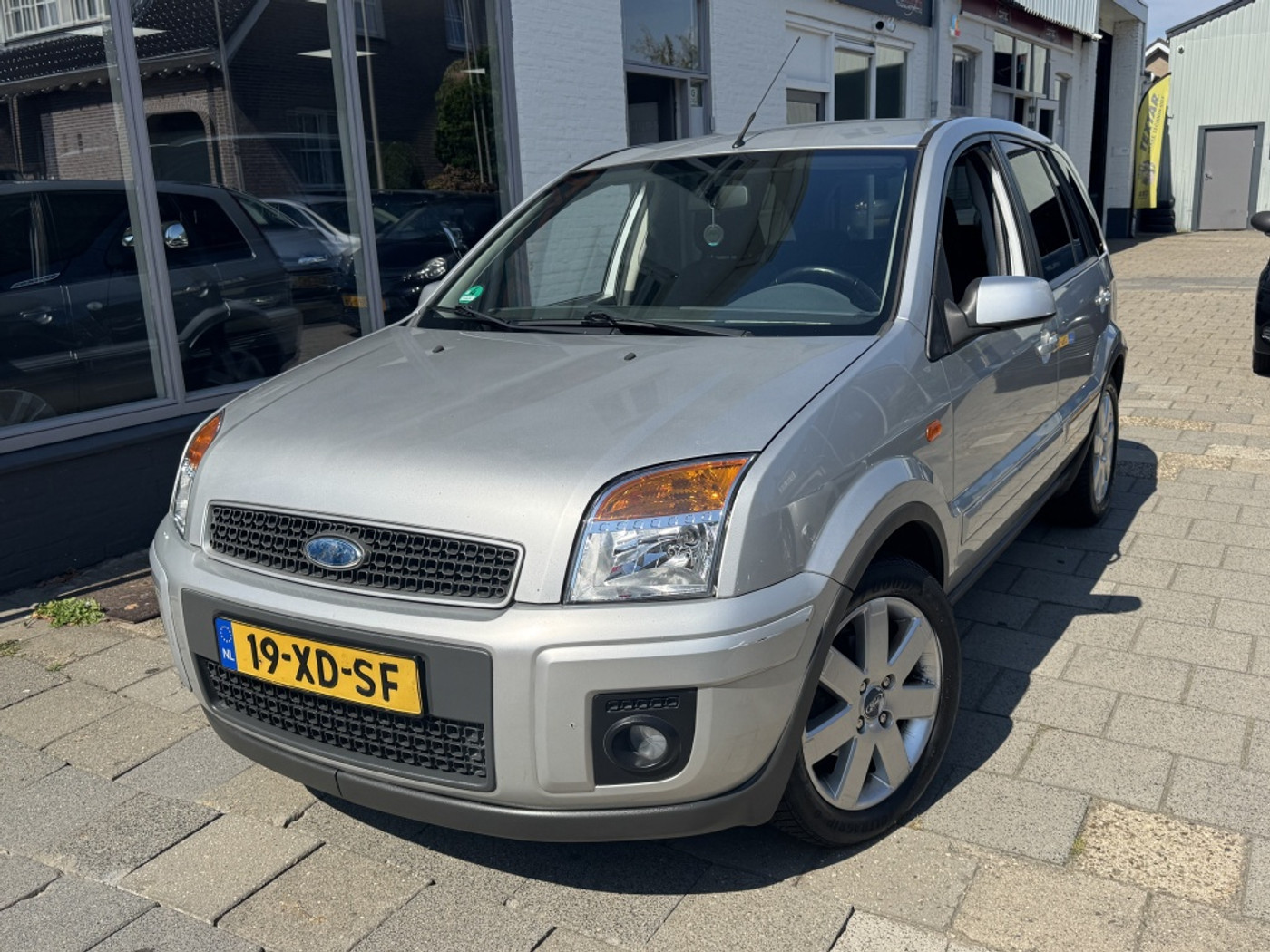 Ford Fusion 1.4-16V Futura*NAP*Airco* 2007 - voorkant