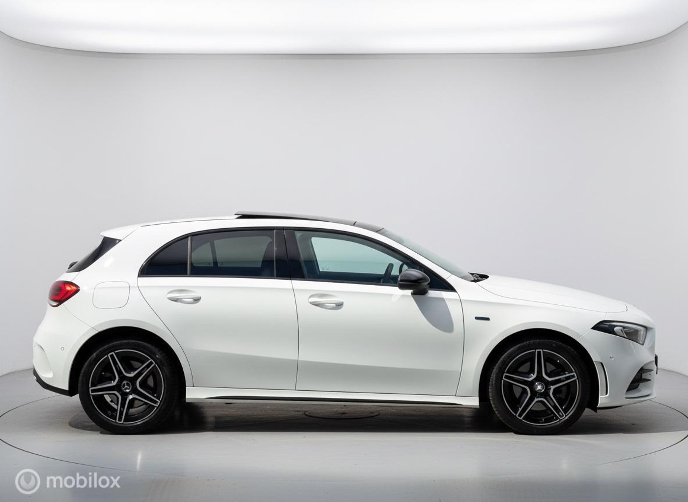 Foto van Mercedes-Benz A 250 E