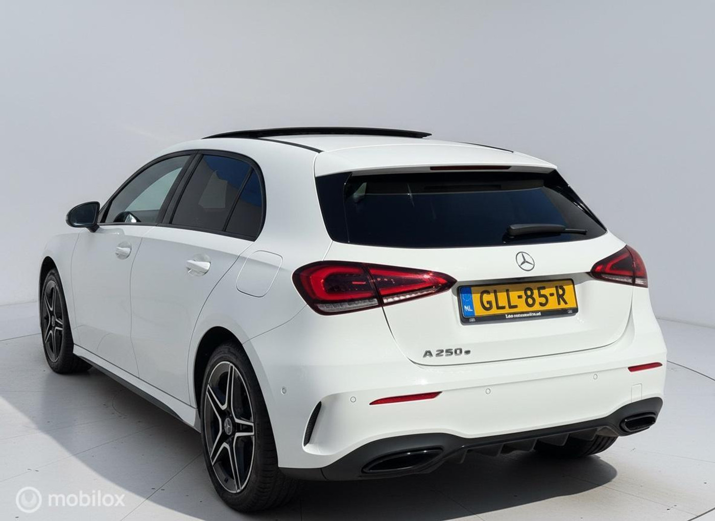 Foto van Mercedes-Benz A 250 E