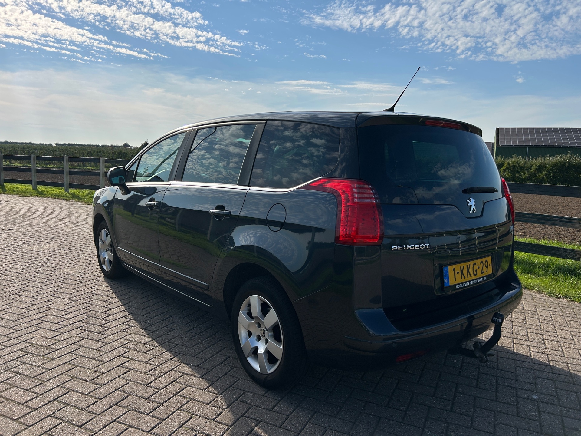 Foto van Peugeot 5008