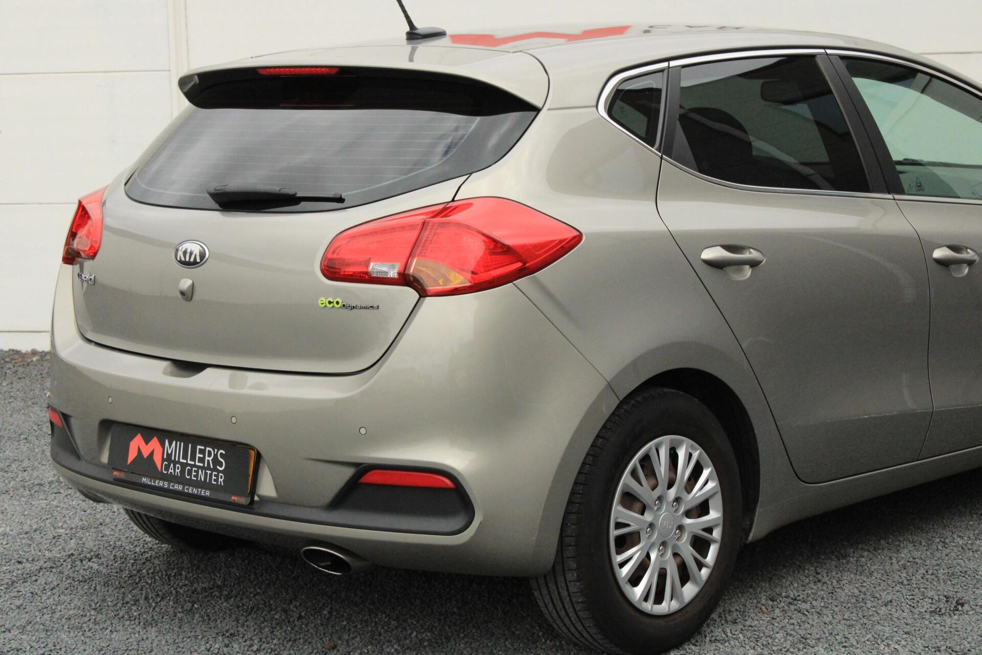 Foto van Kia Cee D
