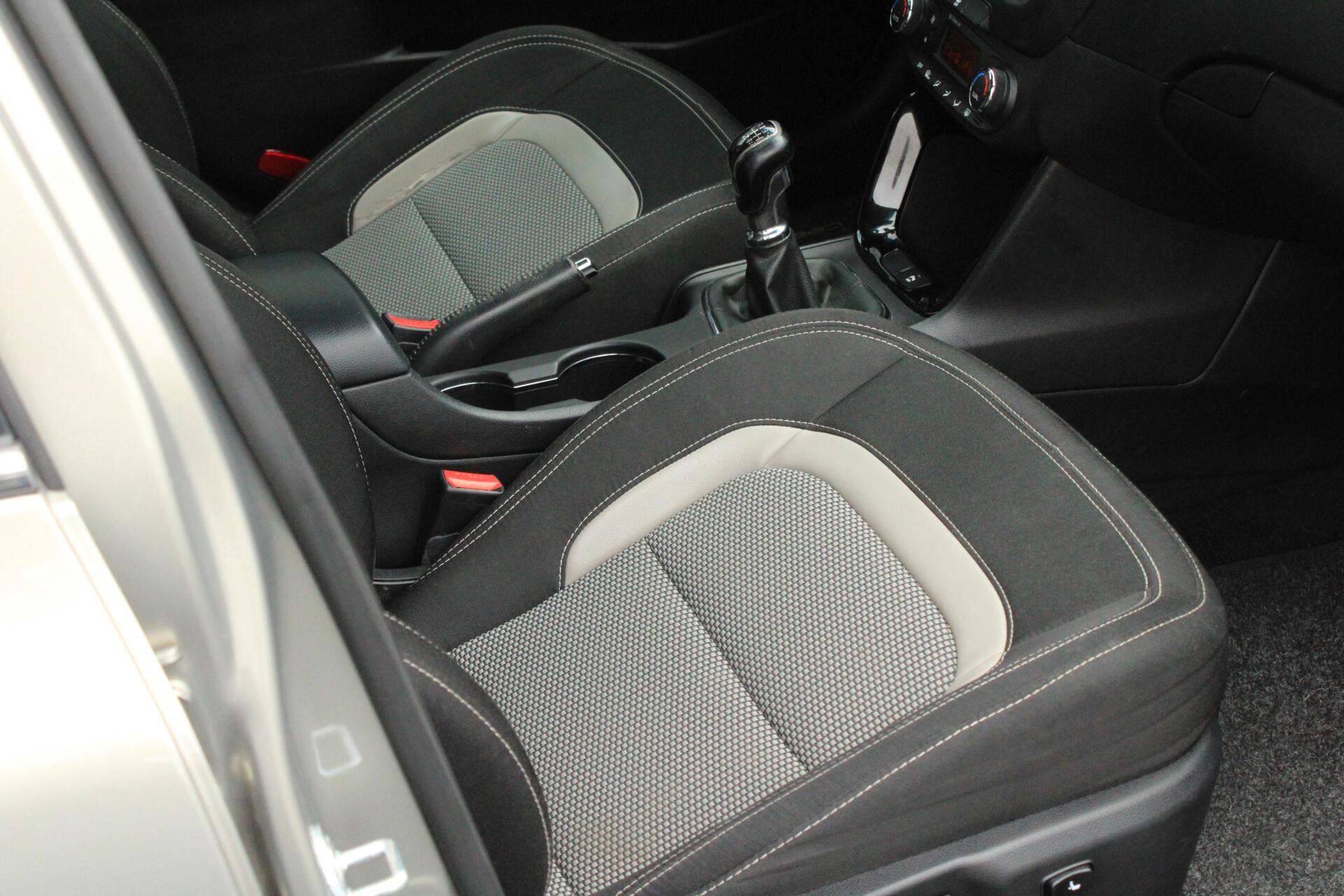 Foto van Kia Cee D