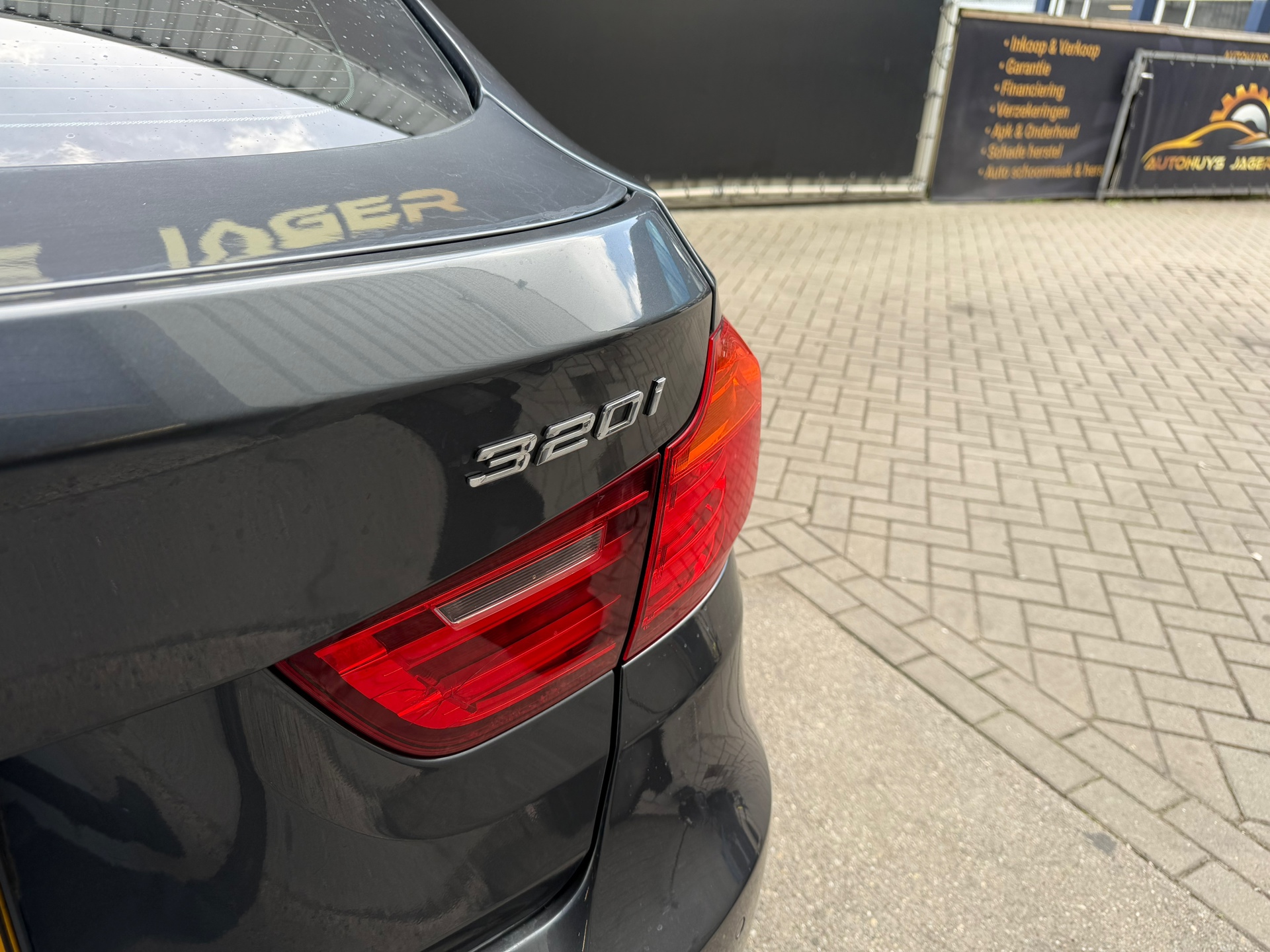 Foto van BMW 320i