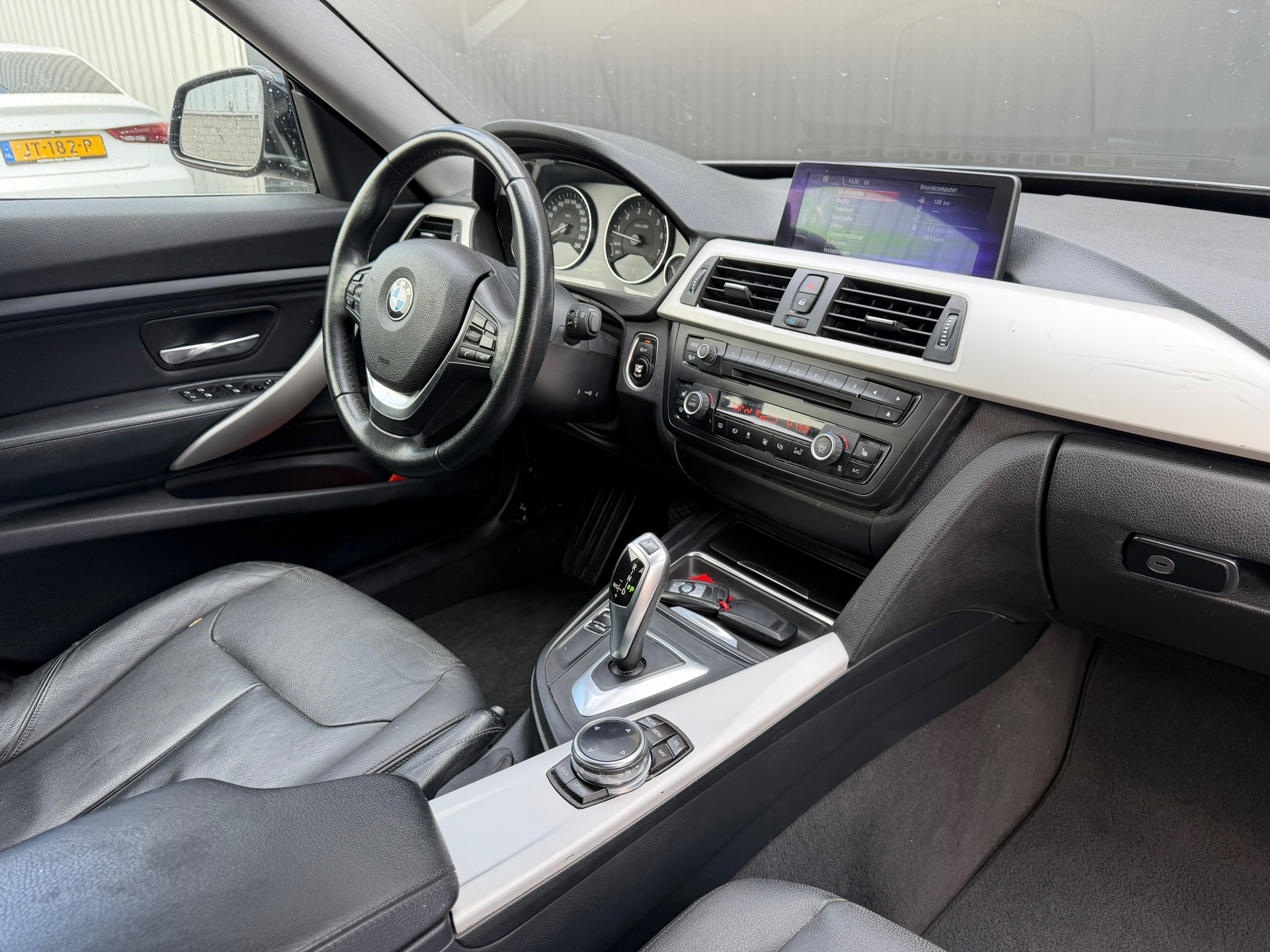 Foto van BMW 320i
