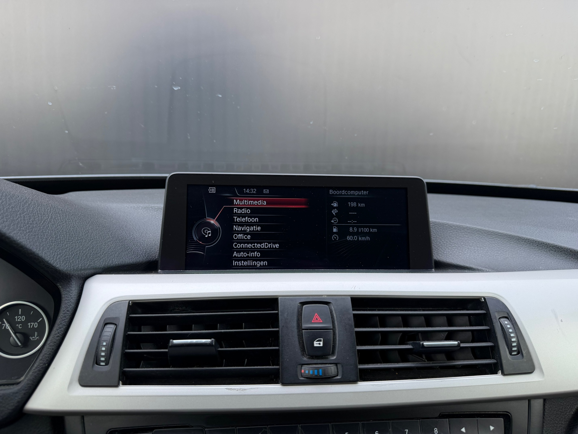 Foto van BMW 320i