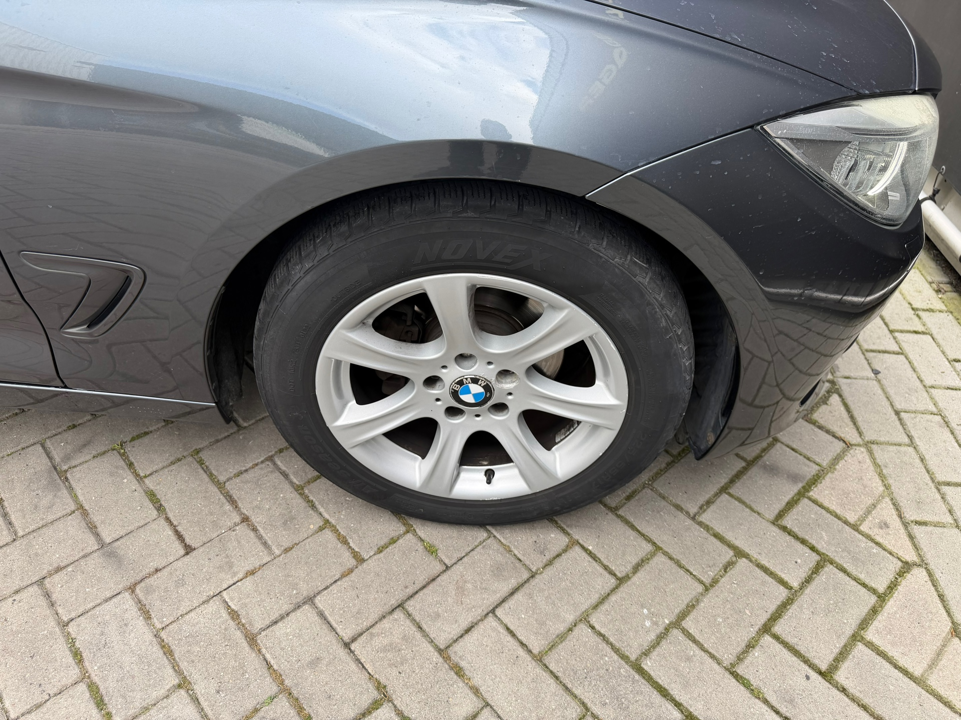 Foto van BMW 320i