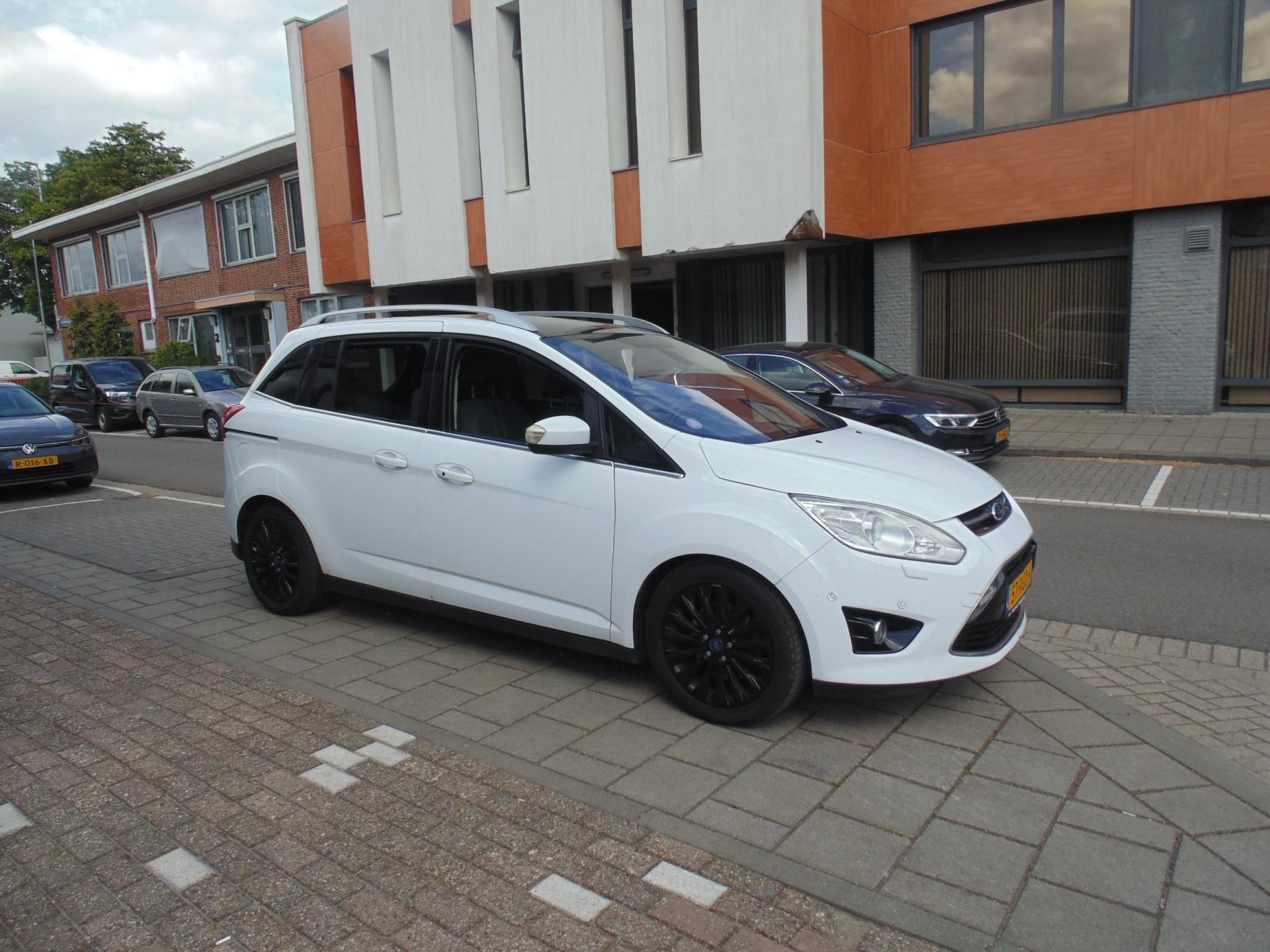 Foto van Ford Grand C-max