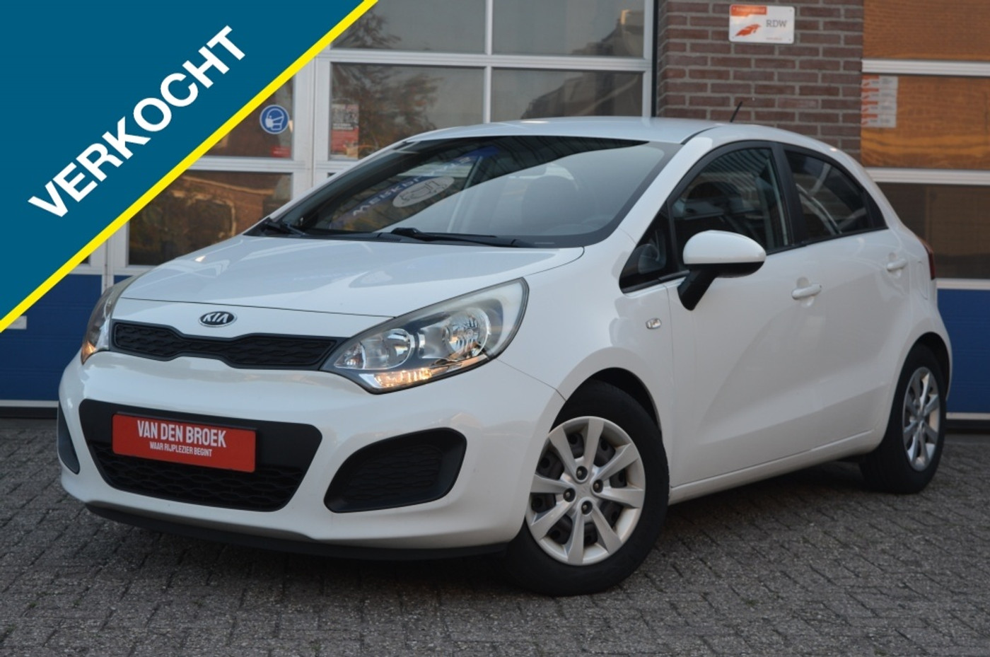 Kia Rio 1.2 CVVT | AIRCO - ELEK.RAMEN 2013 - voorkant