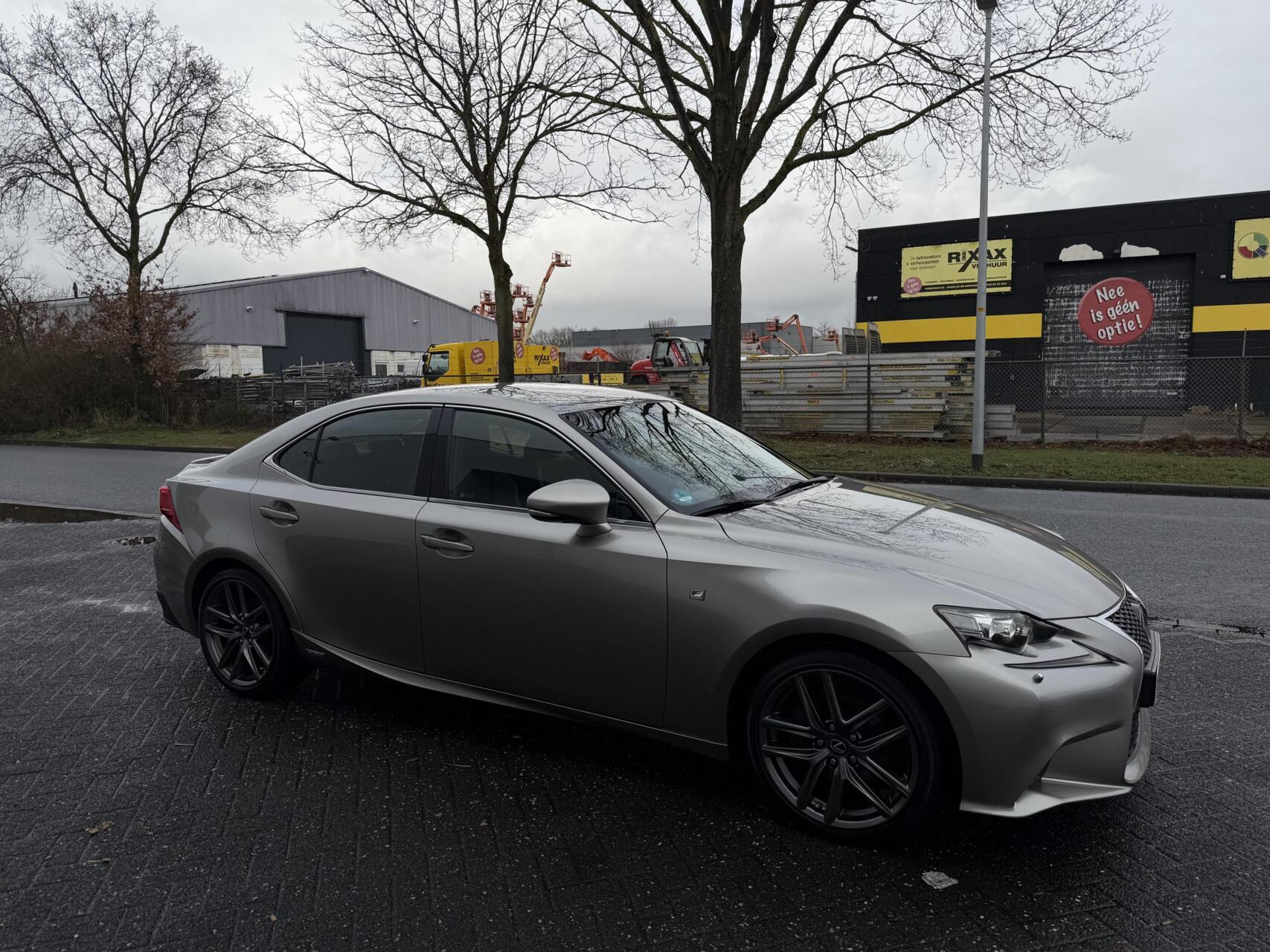 Foto van Lexus Lexus Is300h