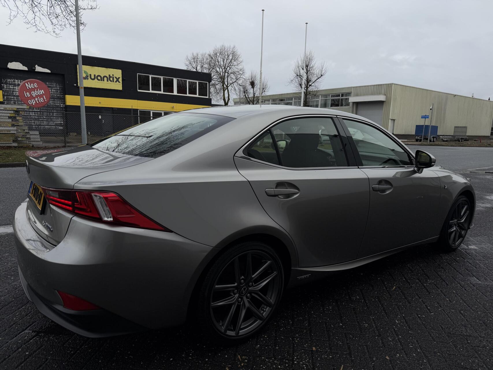Foto van Lexus Lexus Is300h