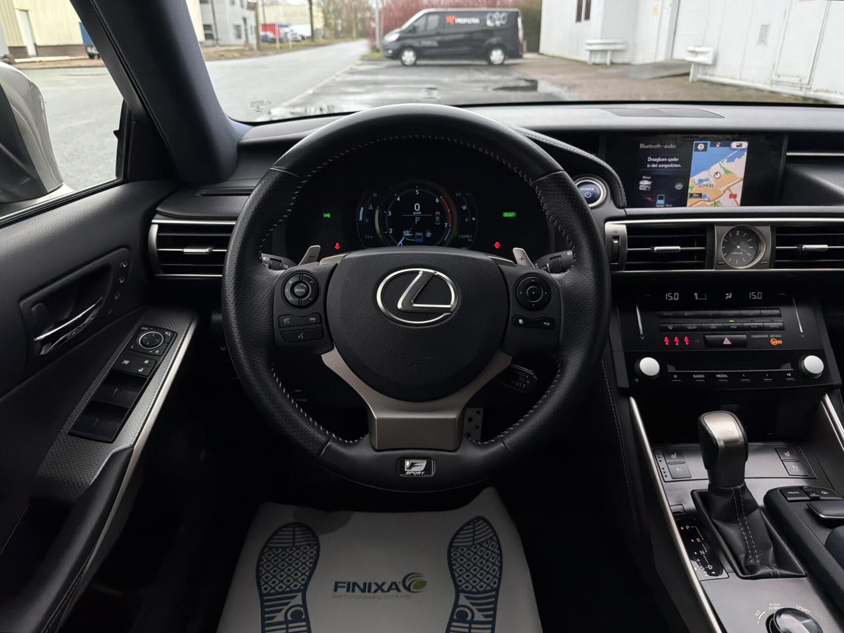 Foto van Lexus Lexus Is300h