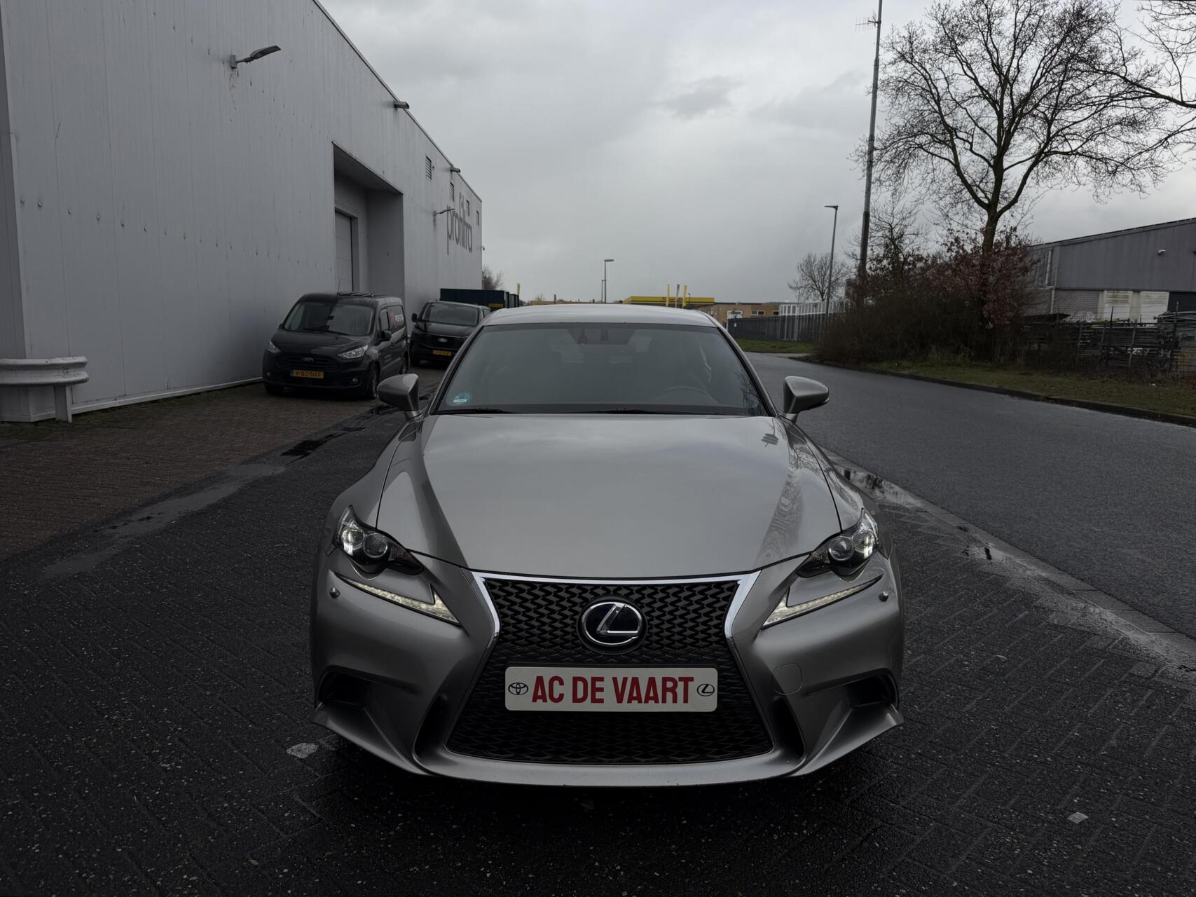 Foto van Lexus Lexus Is300h