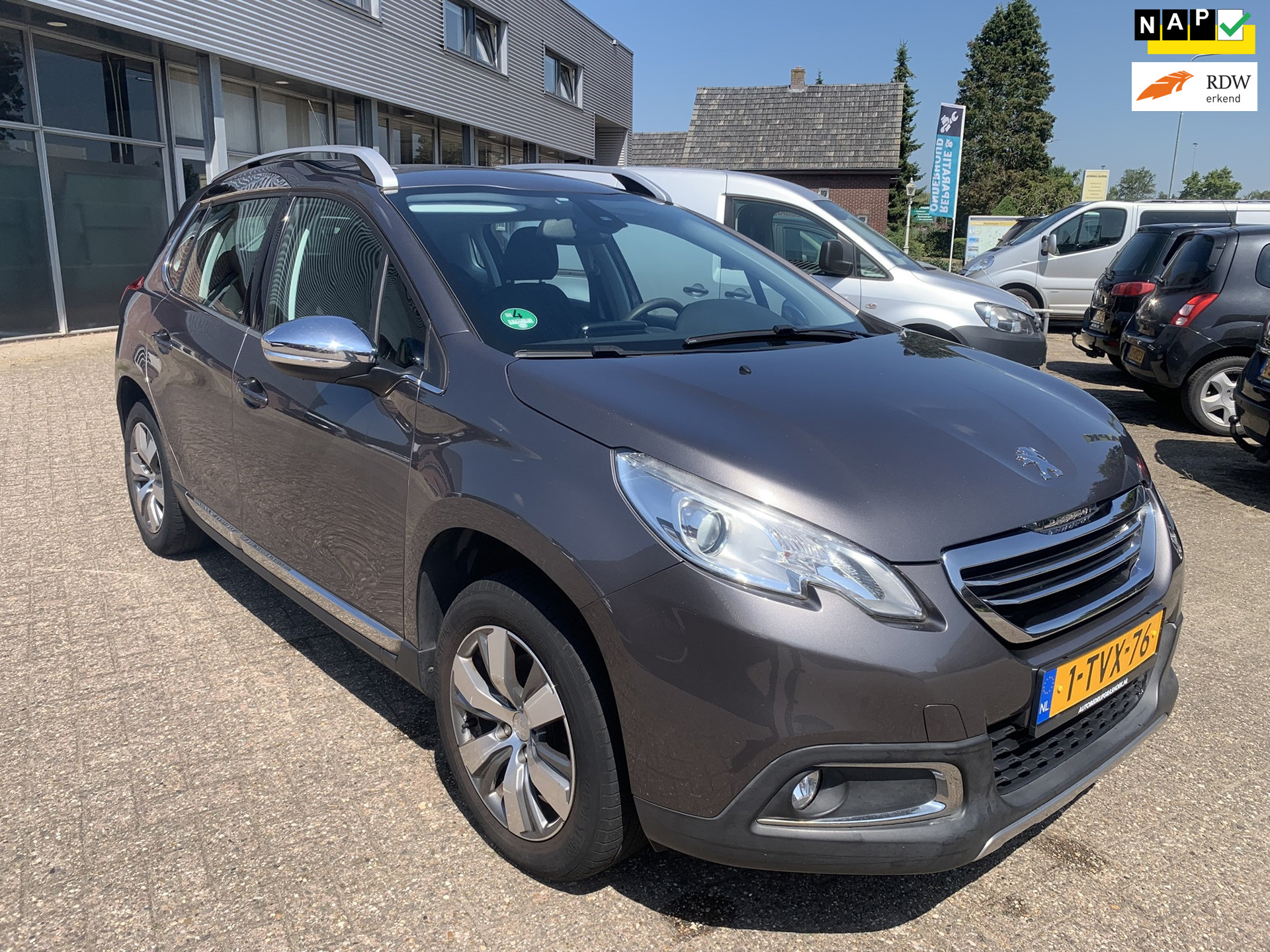 Peugeot 2008 1.6 VTi Allure 2014 € 4.950,- 1 JR. APK ZEER MOOI 2014 - voorkant
