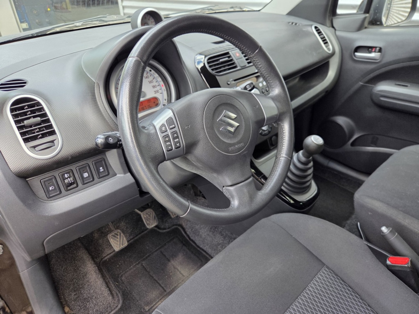Foto van Suzuki Splash