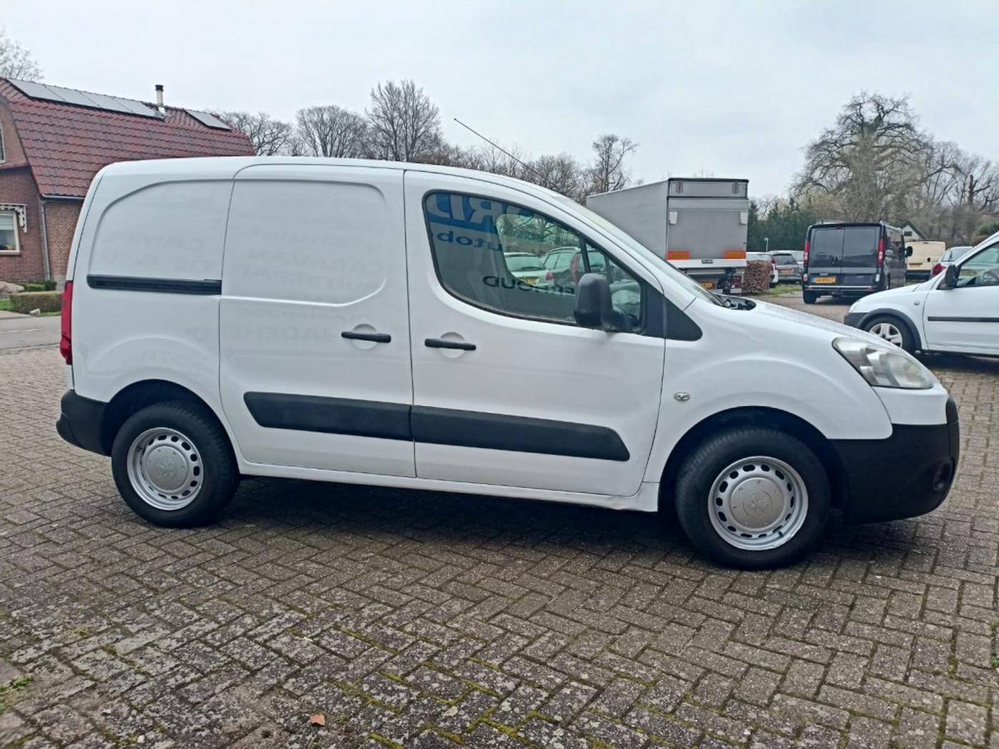 Foto van Peugeot Partner