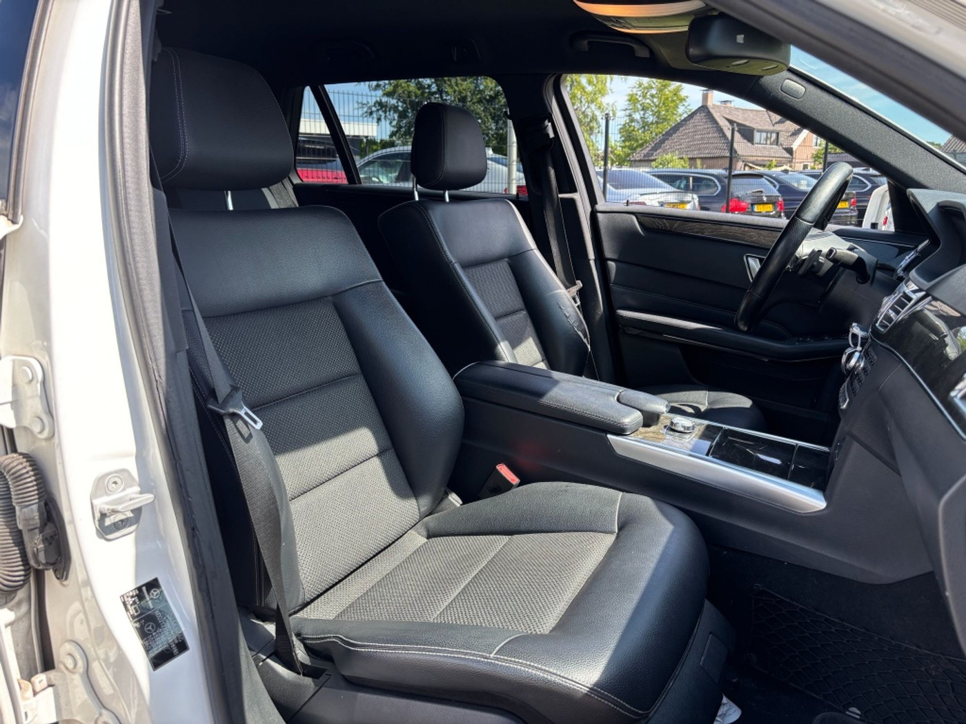 Foto van Mercedes-Benz E 250