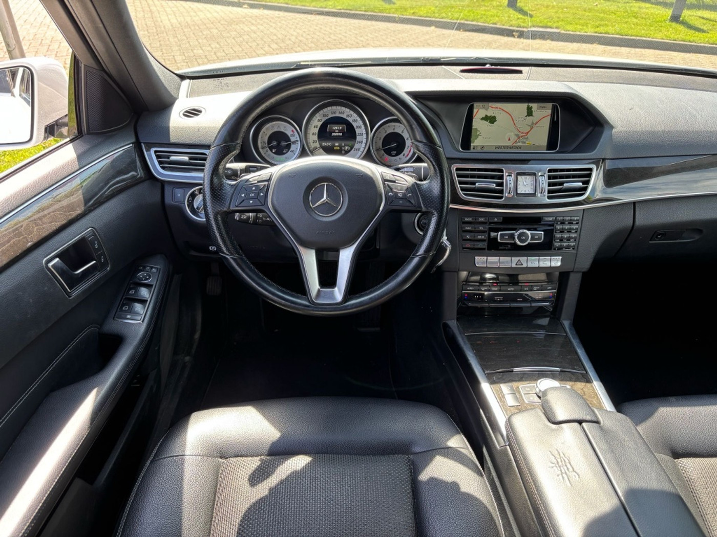Foto van Mercedes-Benz E 250