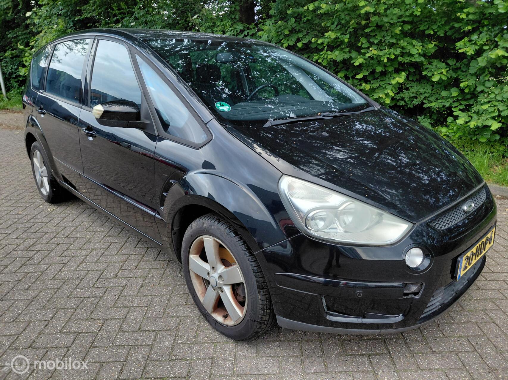 Ford S-max 2.0 I Titanium Airco Navigatie Distributie defect 2008 - voorkant