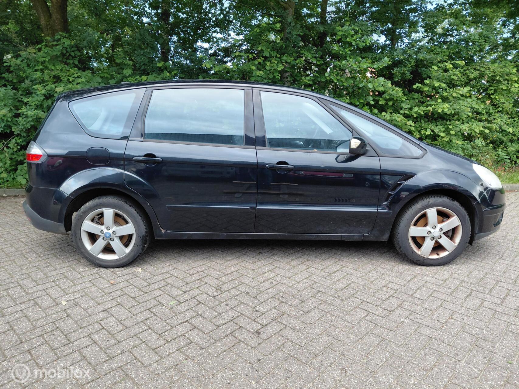 Foto van Ford S-max