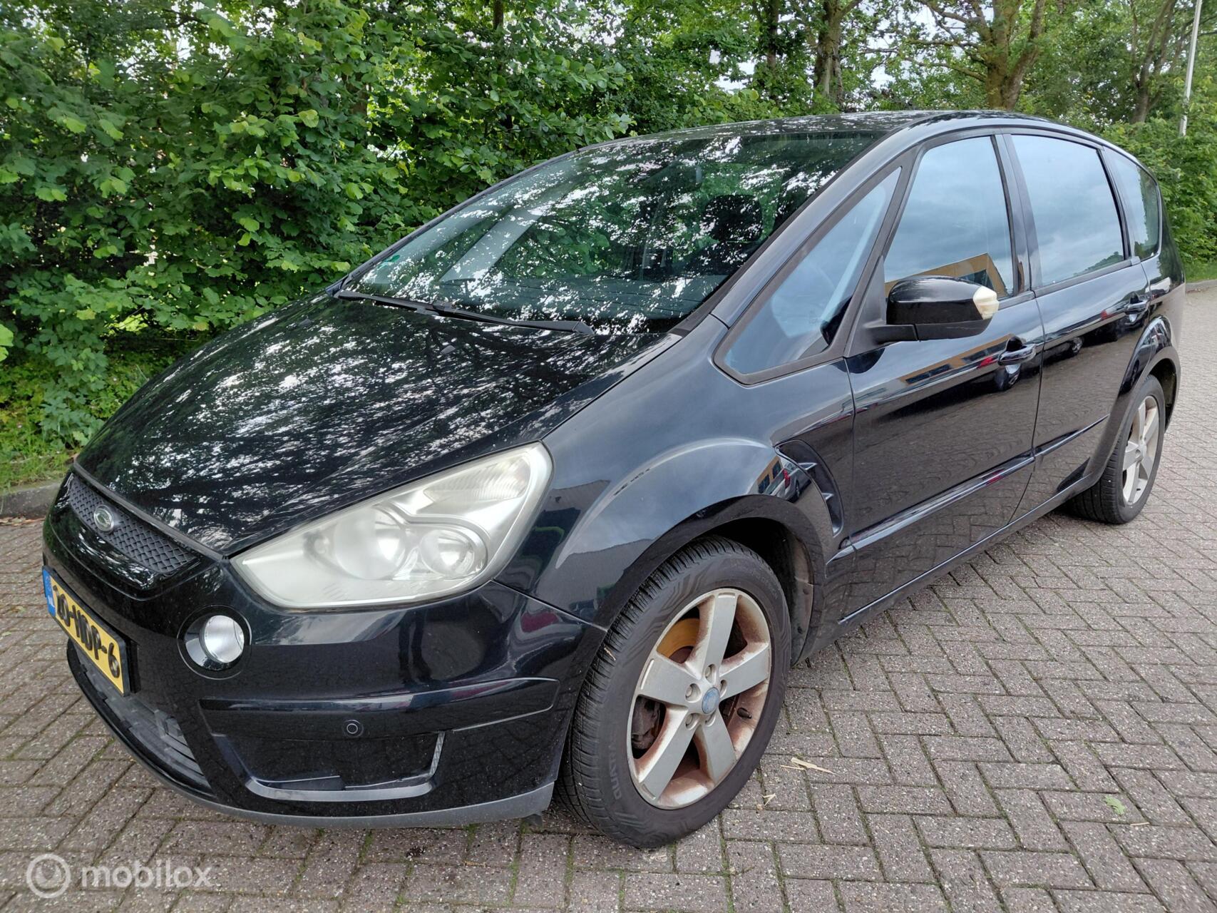 Foto van Ford S-max