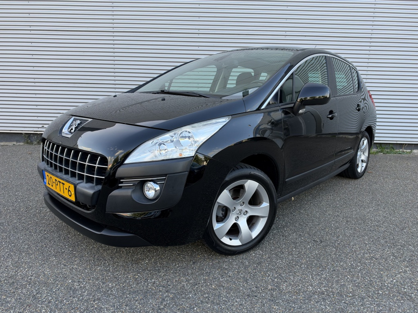 Peugeot 3008 1.6 THP ST NAP Automaat Pano HUD Navi Cruise Goed OH 2011 - voorkant