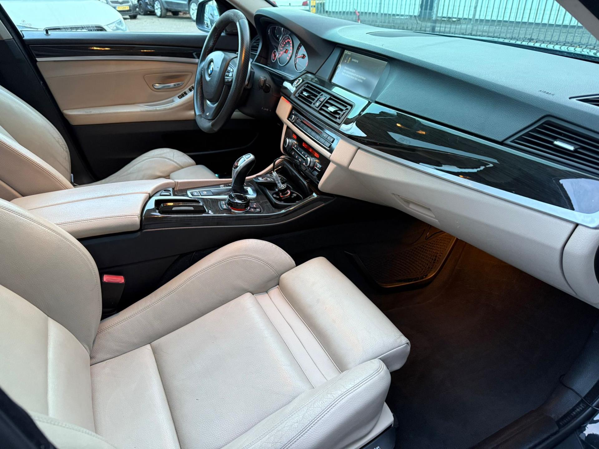 Foto van BMW 523i