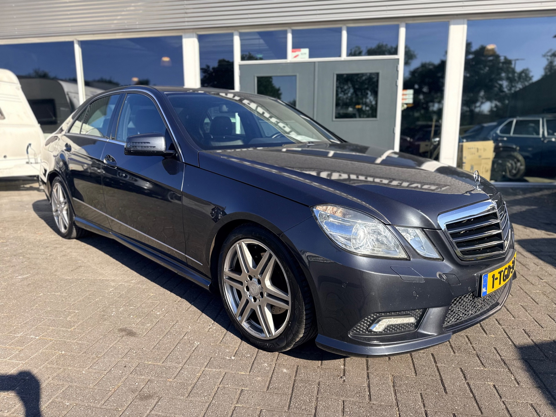 Mercedes-Benz E 350 Cgi 350 CGI Avantgarde 2010 - voorkant