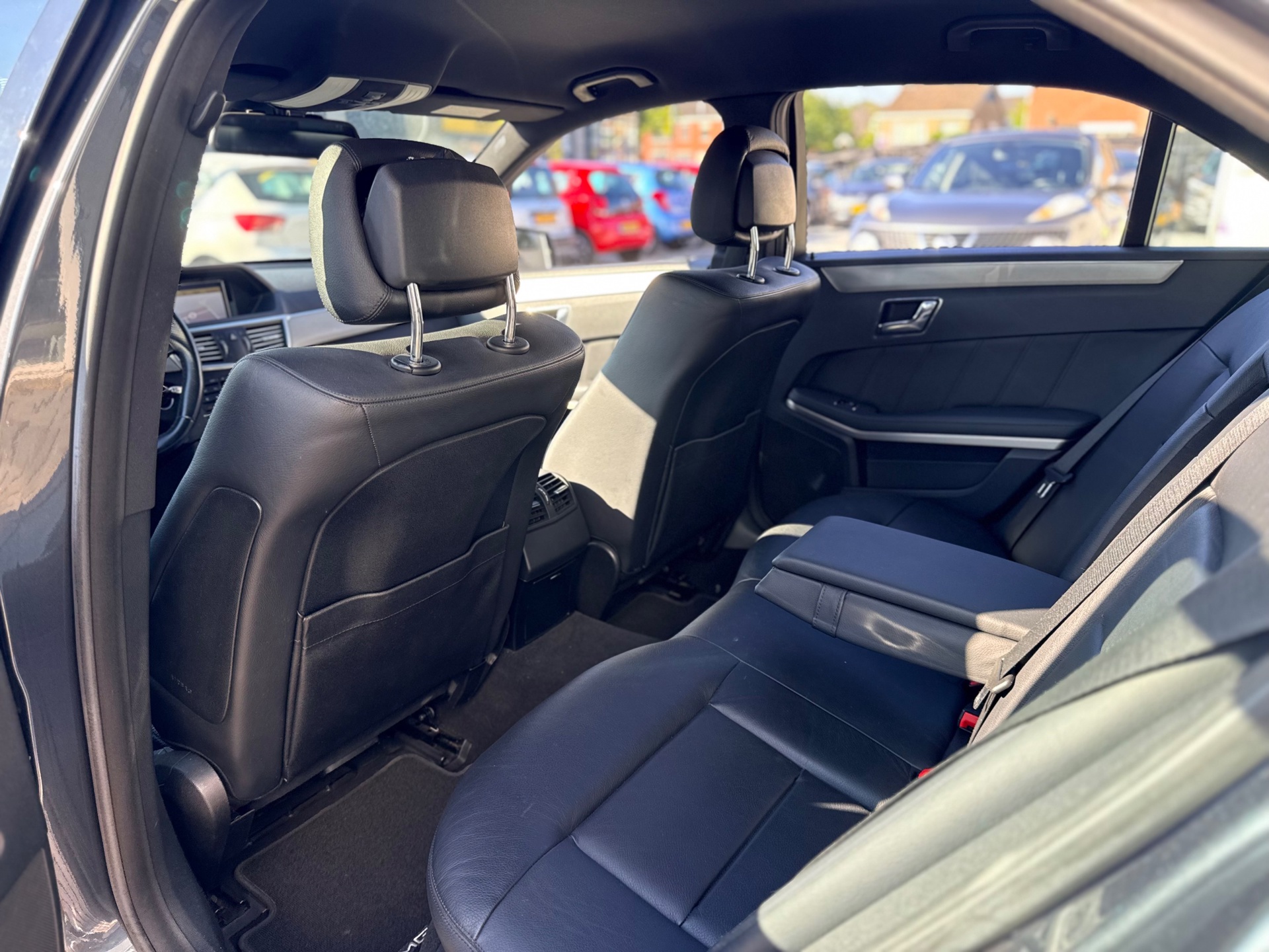 Foto van Mercedes-Benz E 350 Cgi