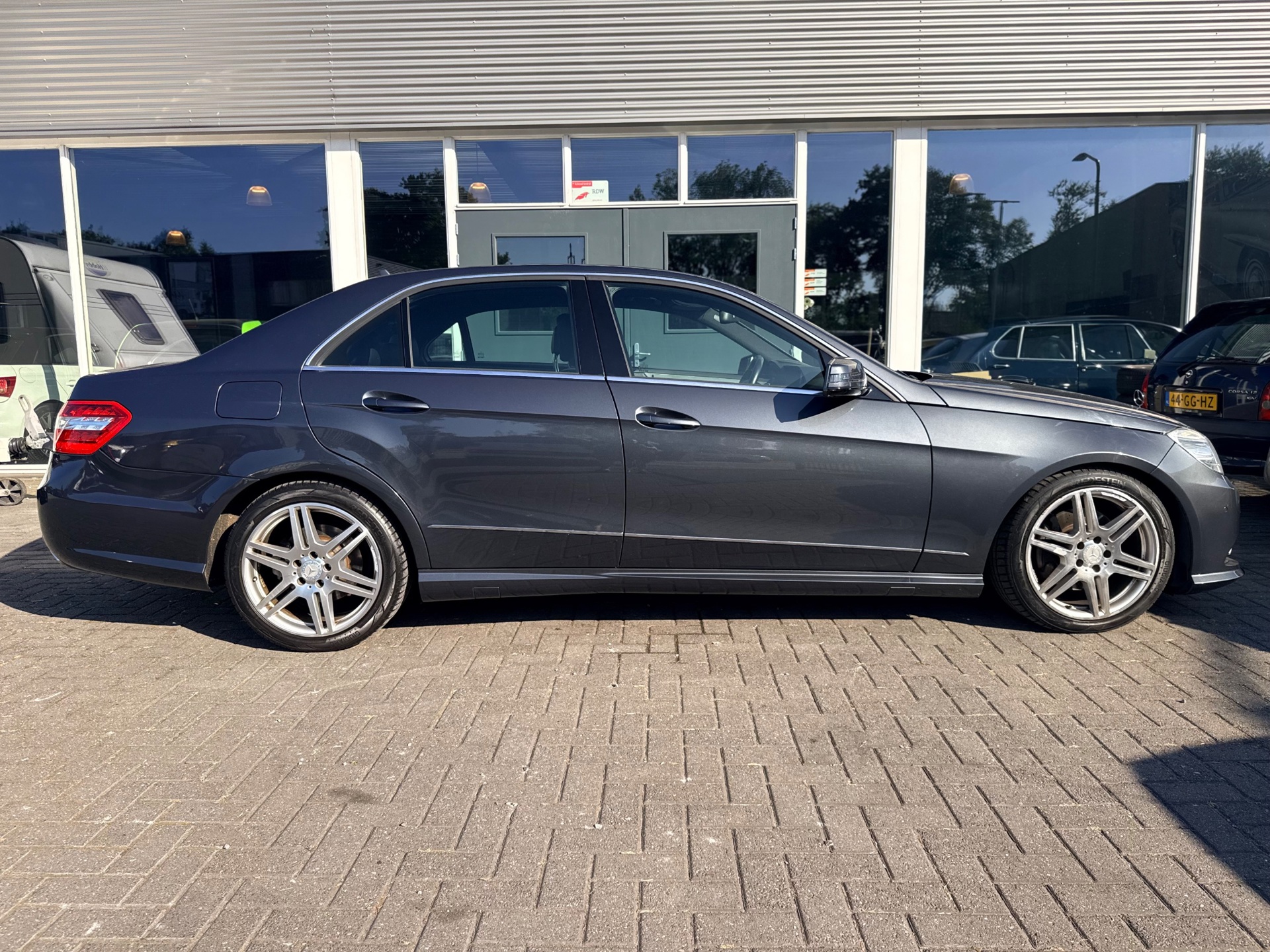 Foto van Mercedes-Benz E 350 Cgi