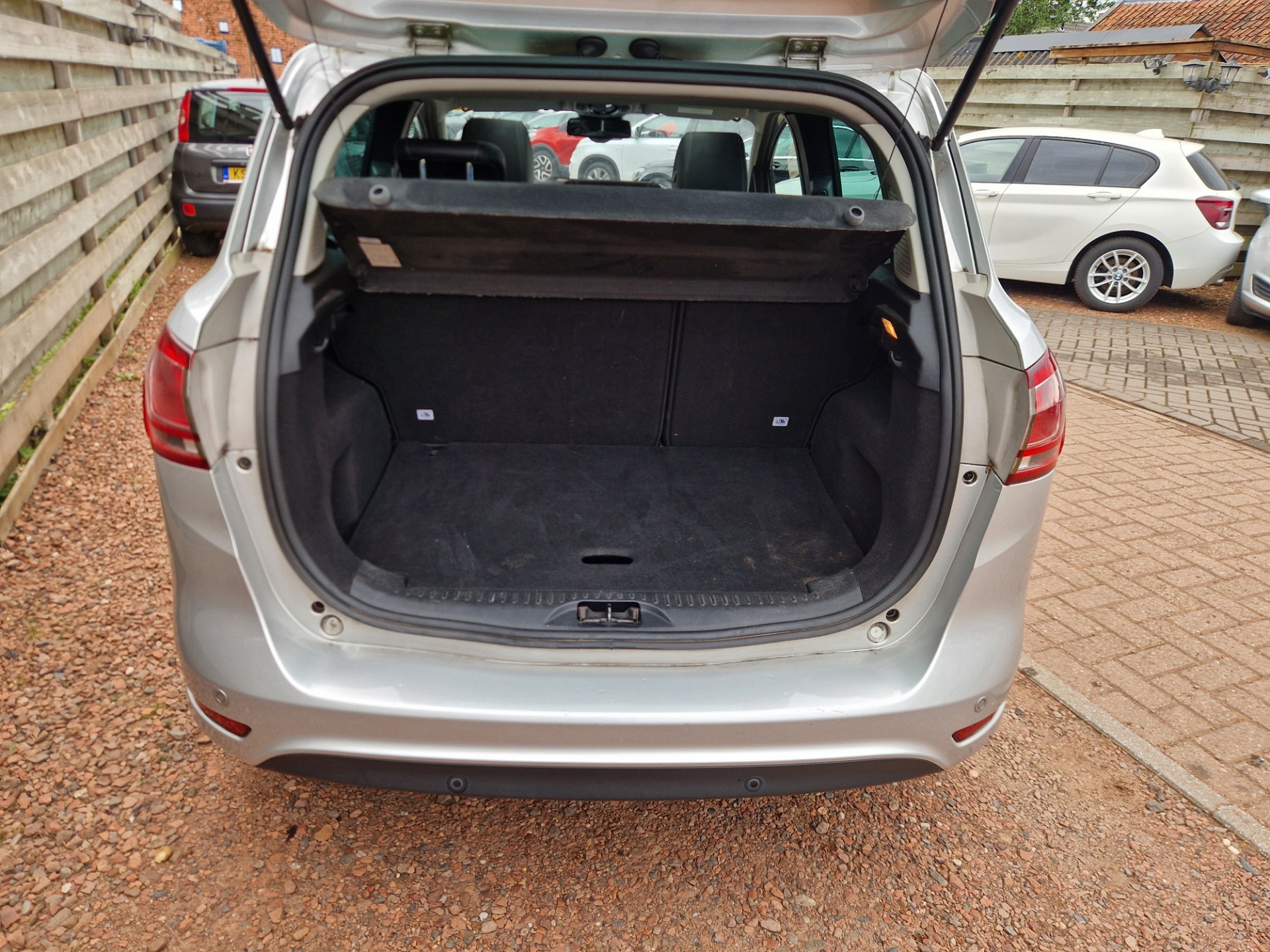 Foto van Ford B-max