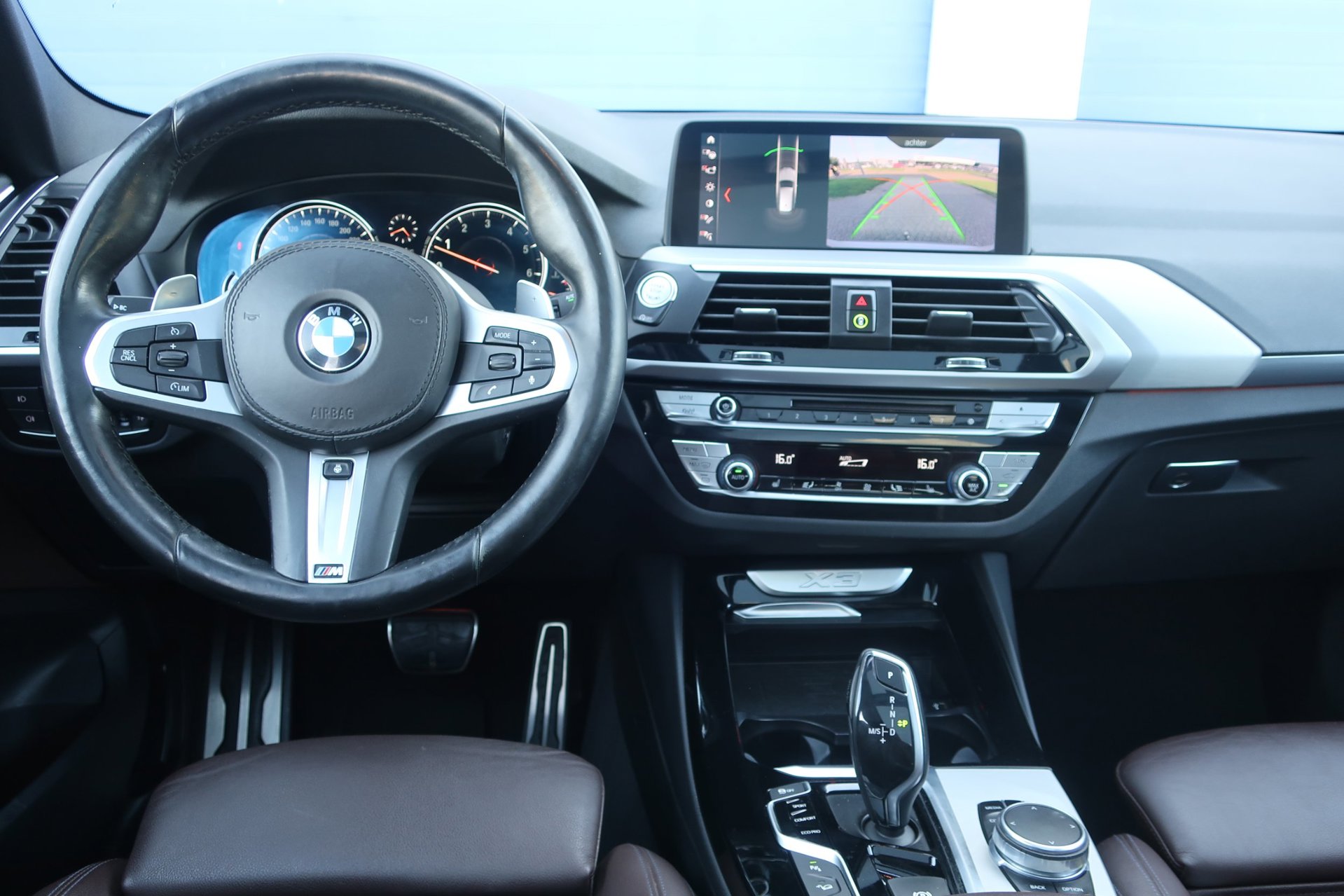 Foto van BMW X3 Xdrive20i