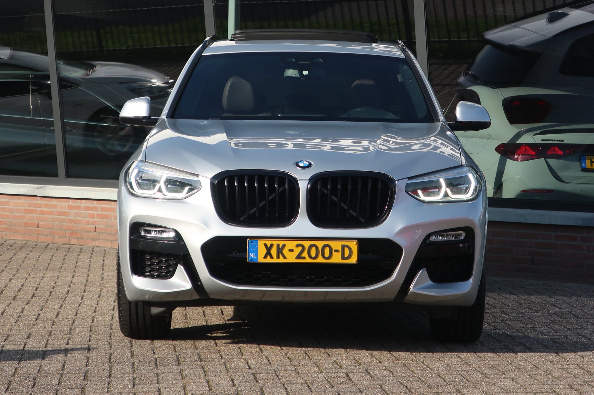 Foto van BMW X3 Xdrive20i