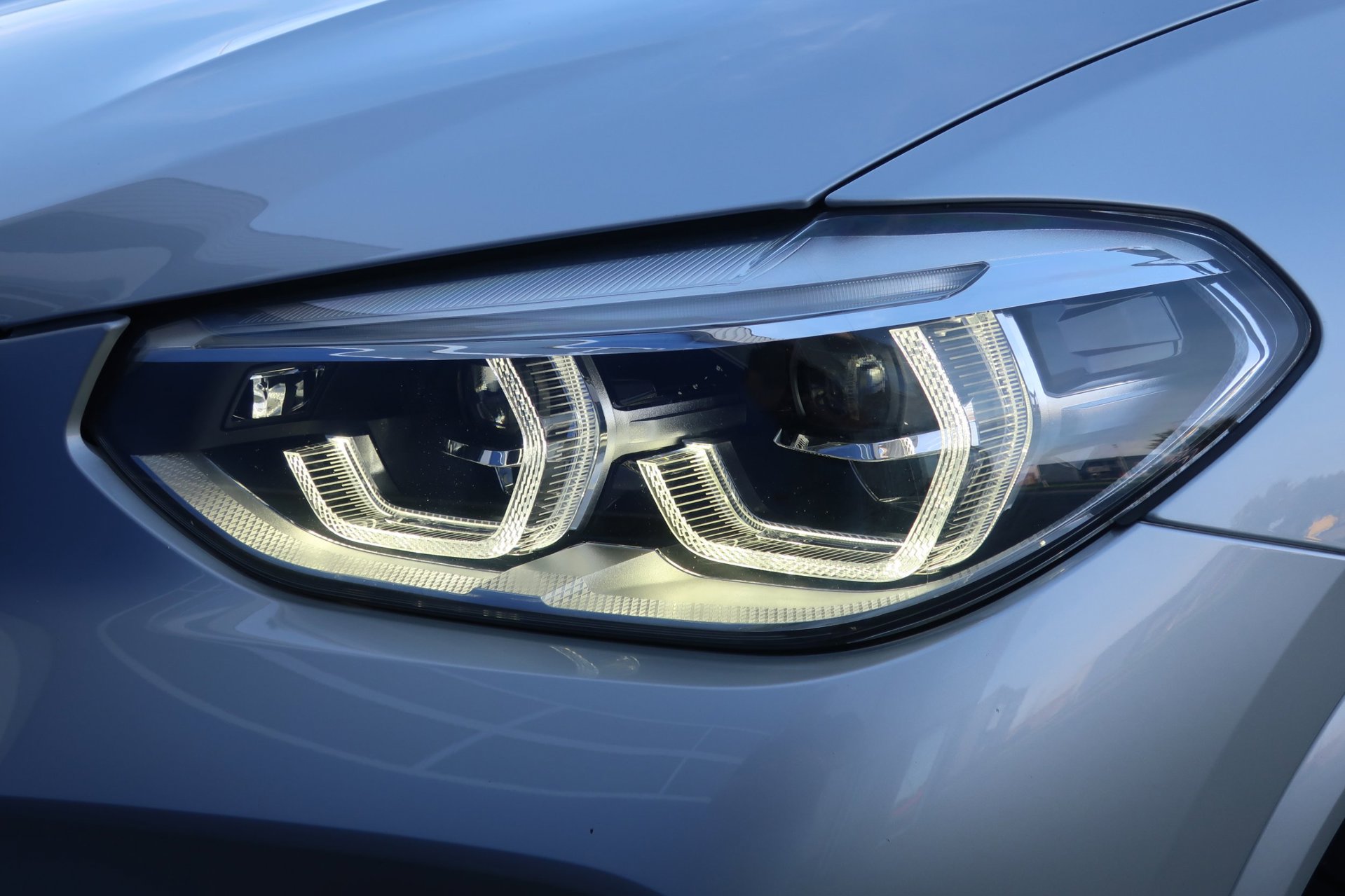 Foto van BMW X3 Xdrive20i