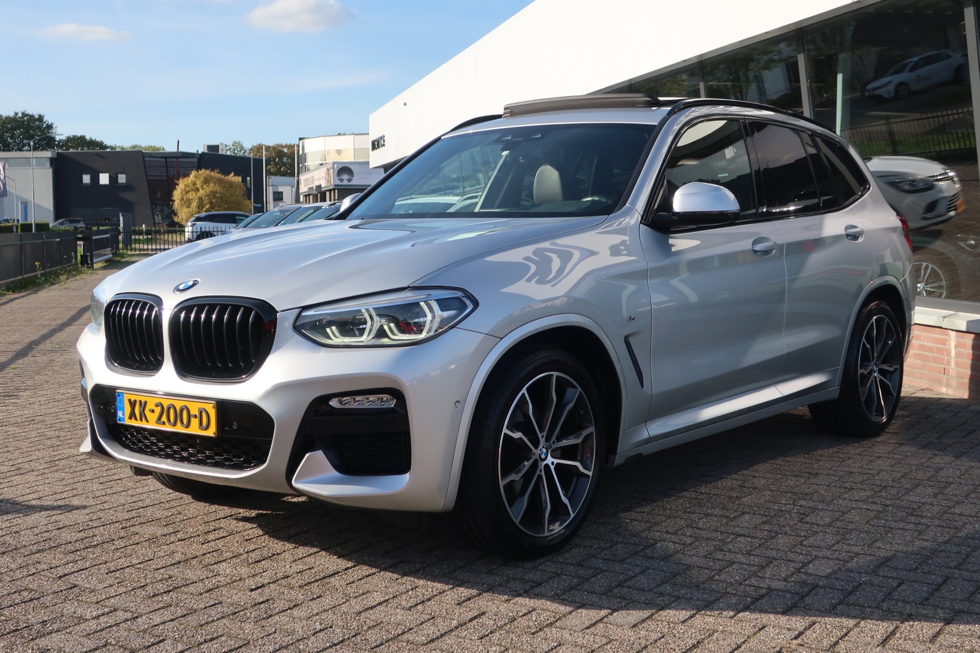 Foto van BMW X3 Xdrive20i