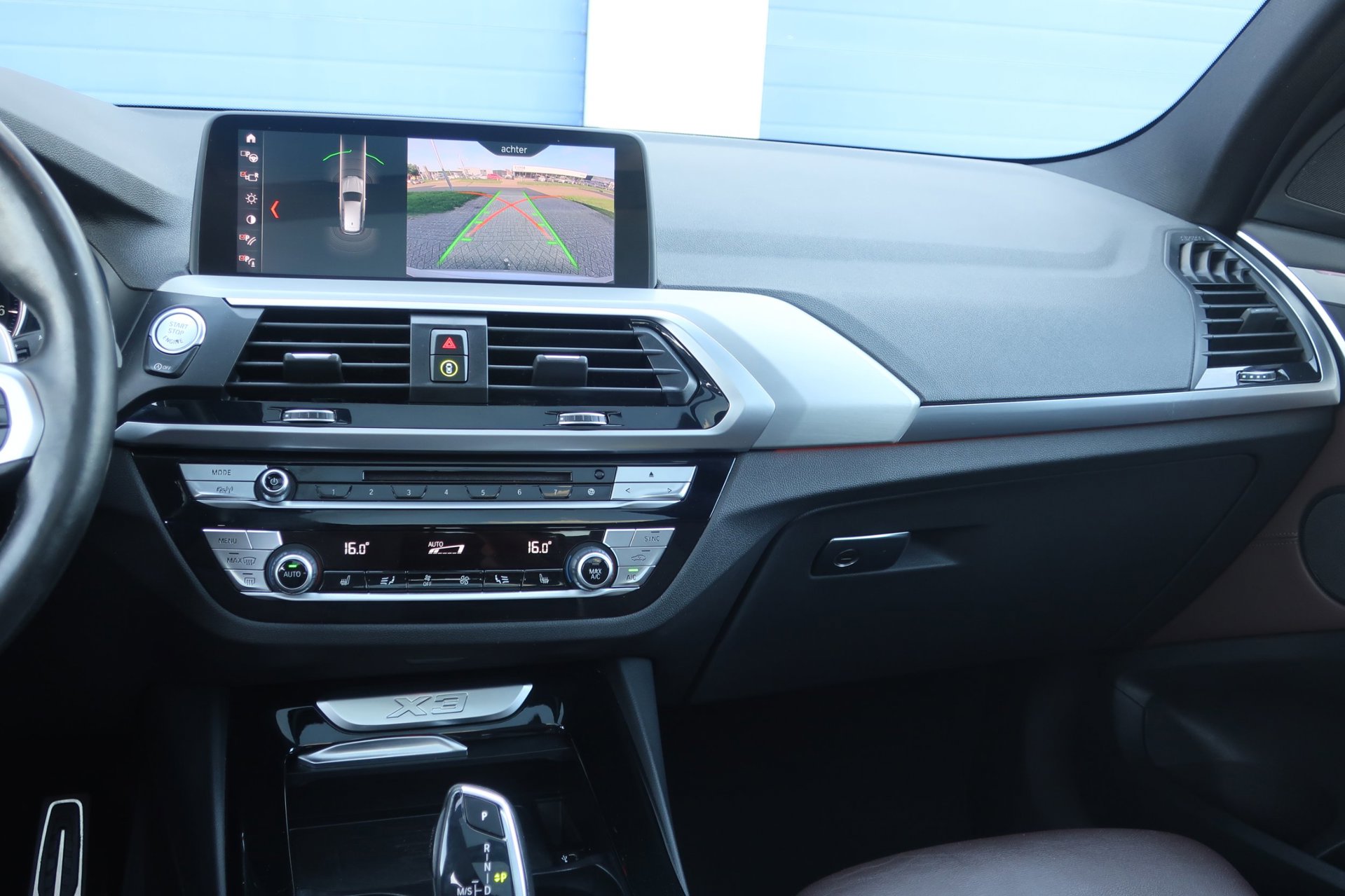 Foto van BMW X3 Xdrive20i