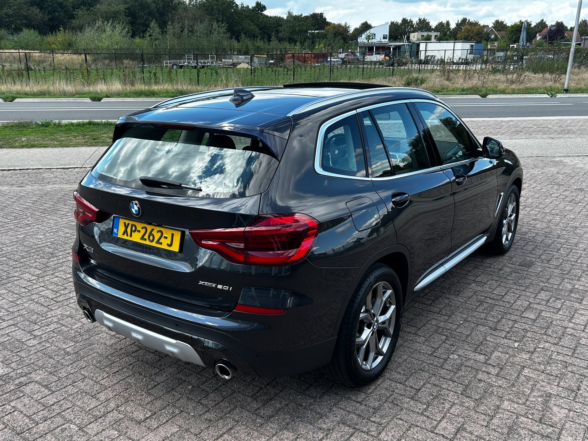 Foto van BMW X3 Xdrive20i