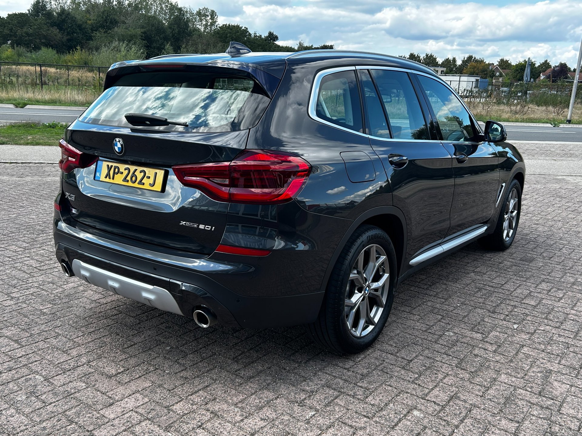 Foto van BMW X3 Xdrive20i