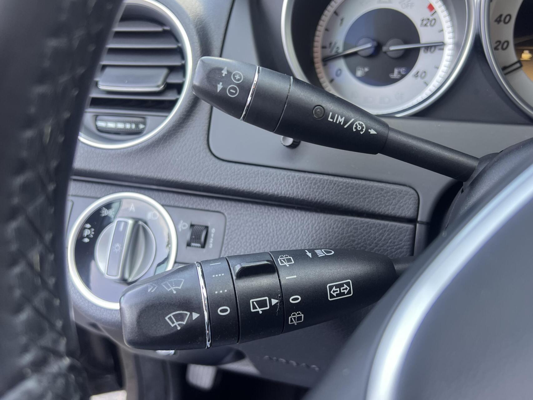 Foto van Mercedes-Benz C 180